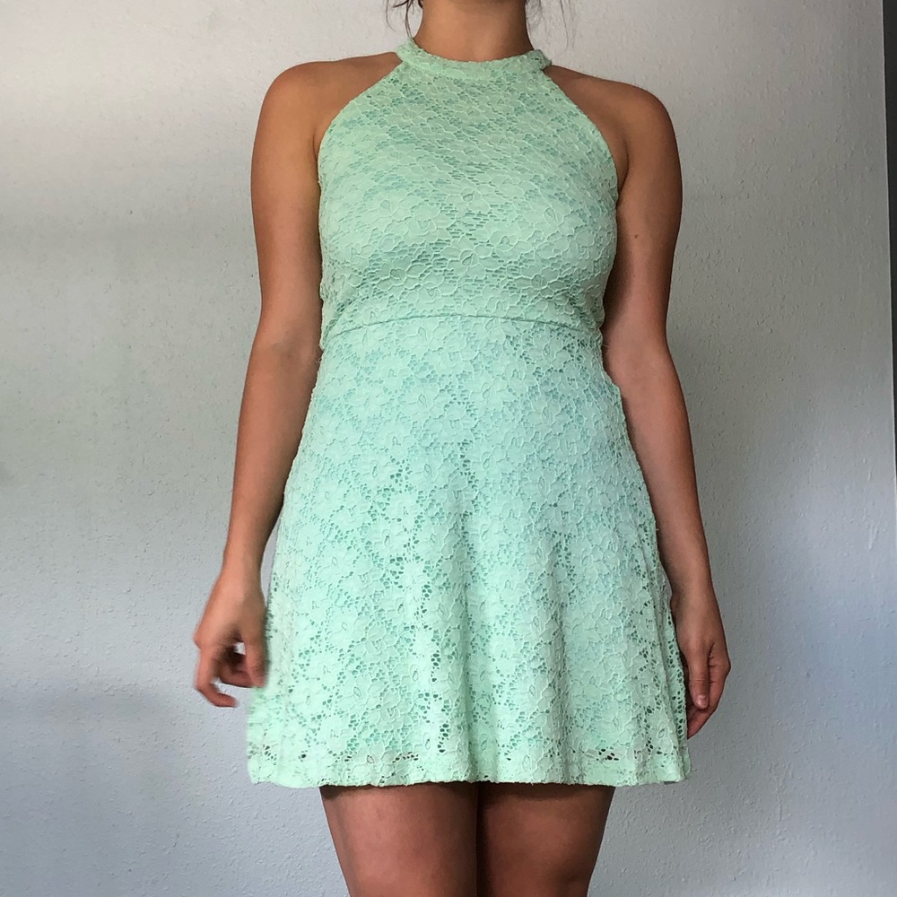 Pastel green dress 👗